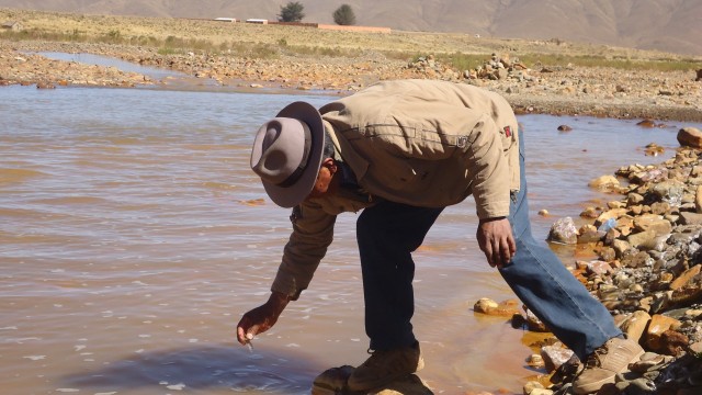 Monitoreo ciudadano del agua: una forma de democratizar la ciencia