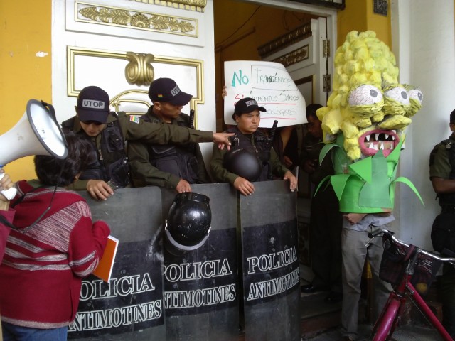 syso mitin protesta transgenicos 21052015 43