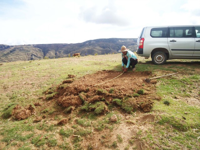 2 SySA medir tierra DSC00057