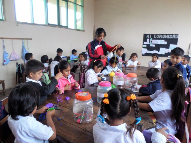 Evaluación Comunitaria: Ley 070 nisqawan, siq’uykunasqa manaña kanñachu