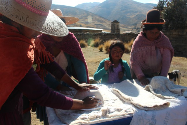 11 sombreros moldeando