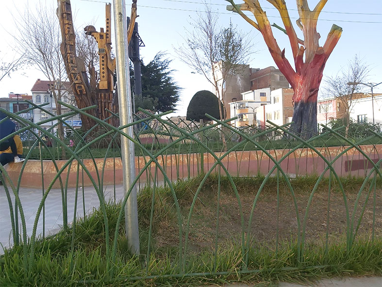 Plaza 6 de agosto Llallagua2